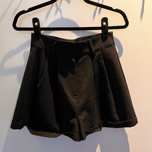 Nasty Gal High-Waisted Tailored Shorts Black
Size 2